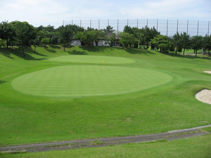 ゴルフ場のパブリックとメンバーシップの違いとは 鎌倉パブリックゴルフ場