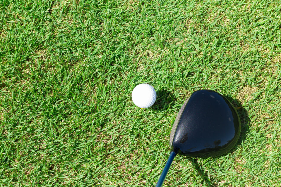 ゴルフのダフリの原因と防止策とは 鎌倉パブリックゴルフ場